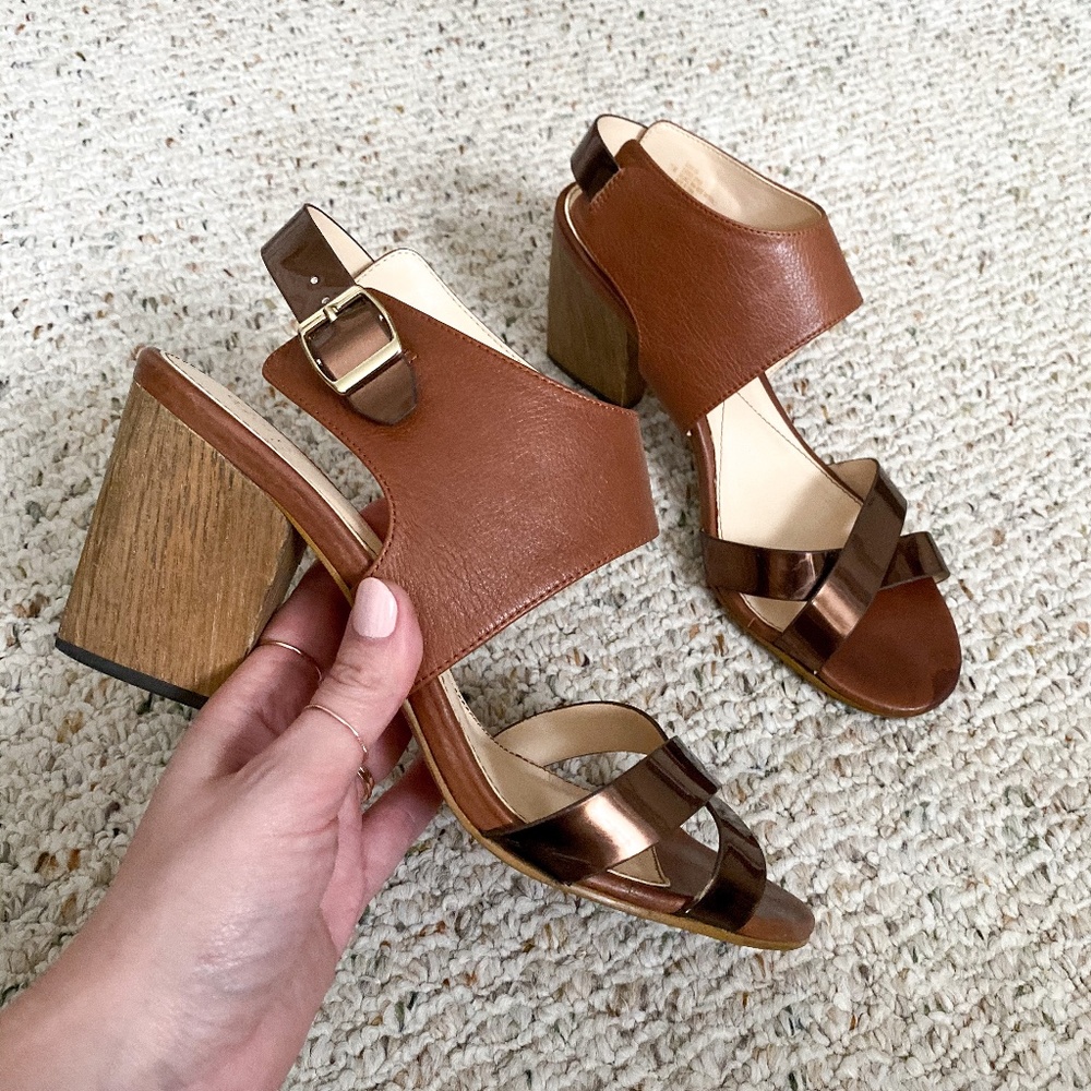 Isolá Mod Sling Back Leather & Wood Block Heel